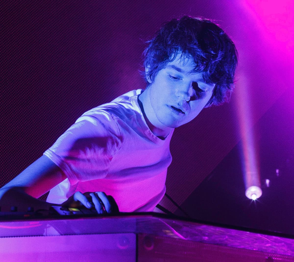 Madeon presents Victory: Live